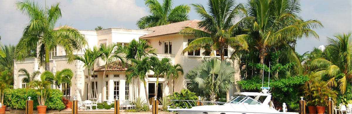 Antigua and Barbuda investin property to get citizenship.